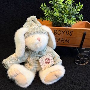 2003 Boyds Bears Bunny CARLY CRYSTALFROST #904186 Head Bean Collection